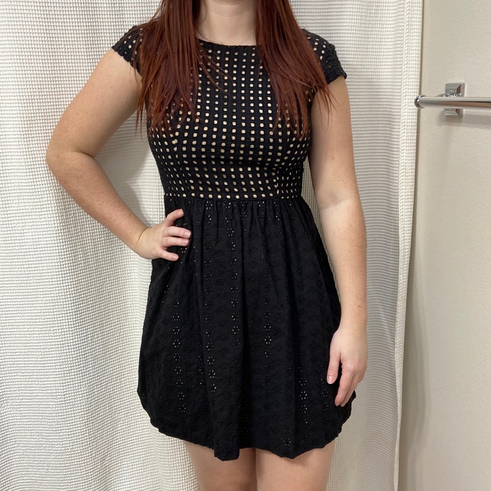 Women’s Xhilaration square and floral cut out black and cream dress. Size small - Picture 4 of 14